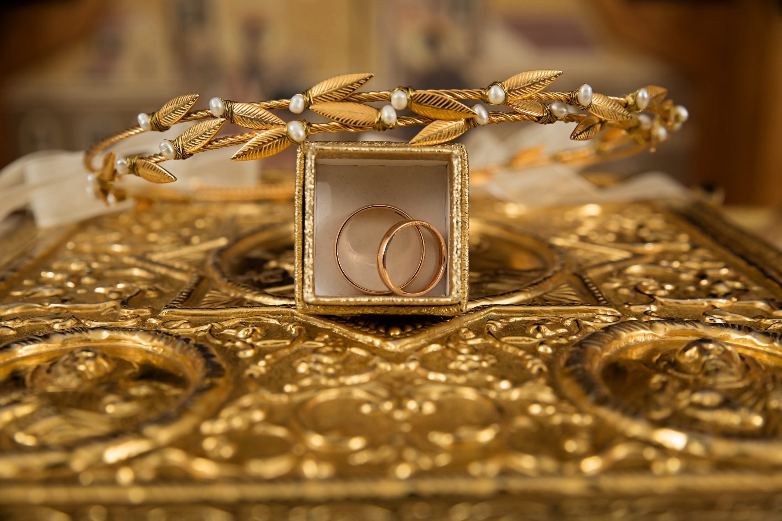 The Art of Mixing and Matching Jewelry