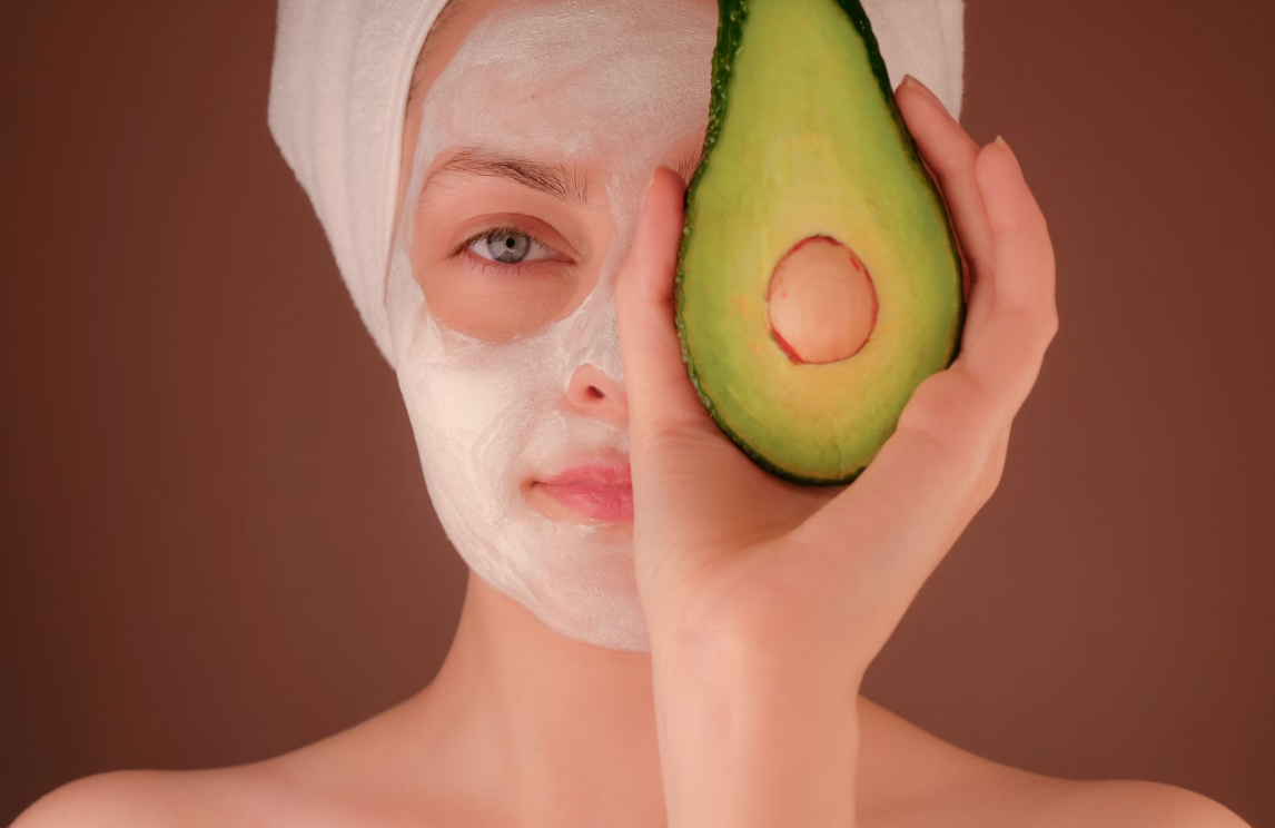 The Benefits of Facial Masks: Types and Application
