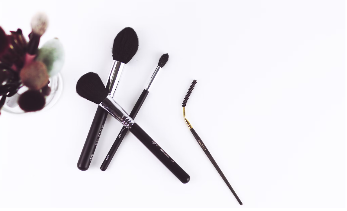 Exploring the Art of Makeup and Beauty Trends
