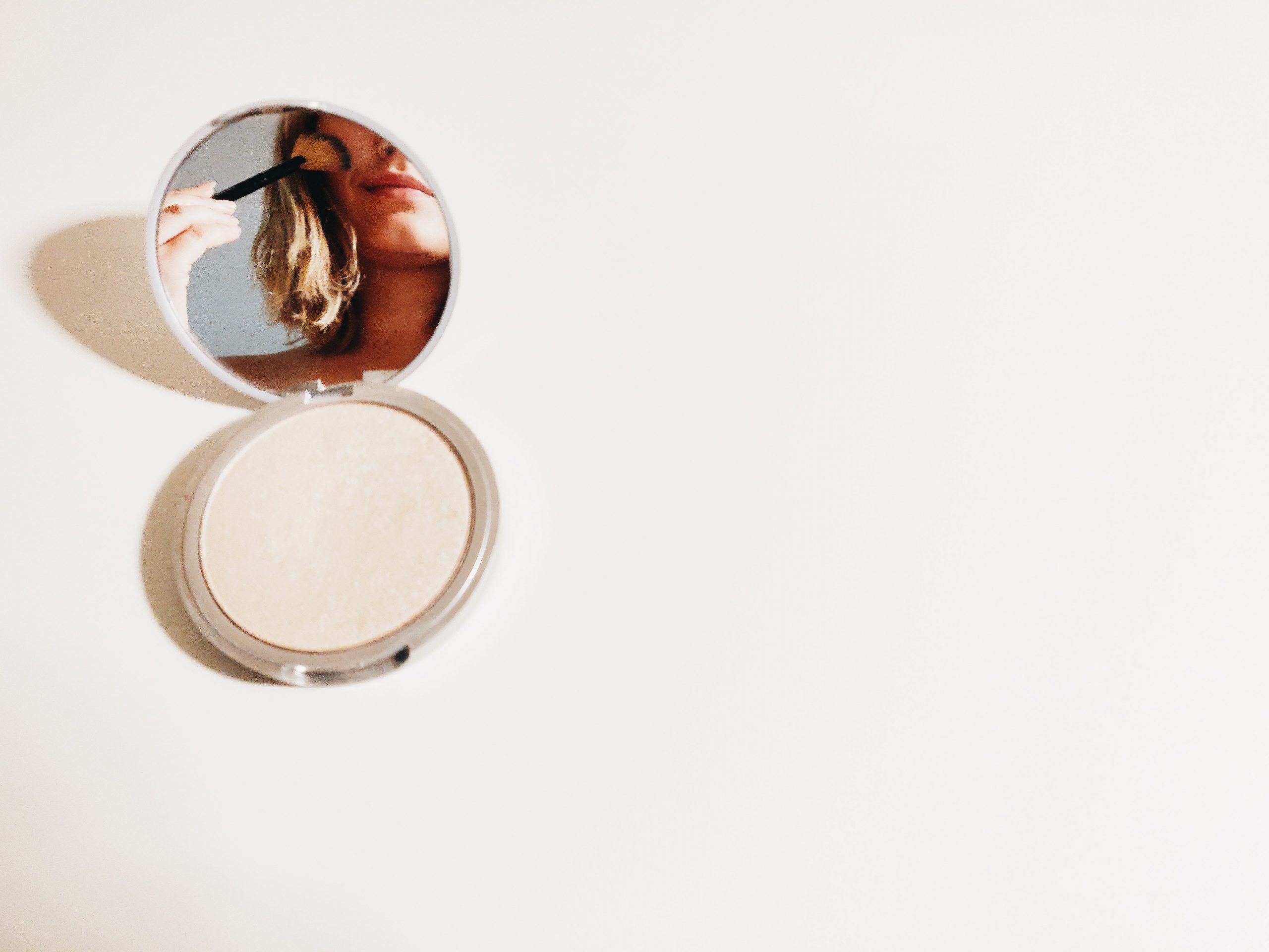 How to Make Your Makeup Last All Day Without Looking Heavy